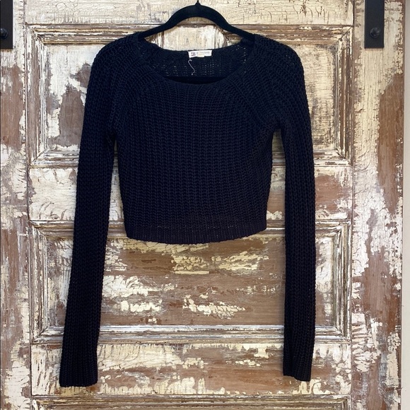 Cotton Candy Open Weave Black Knit Crop Top, Size Small - Picture 2 of 5